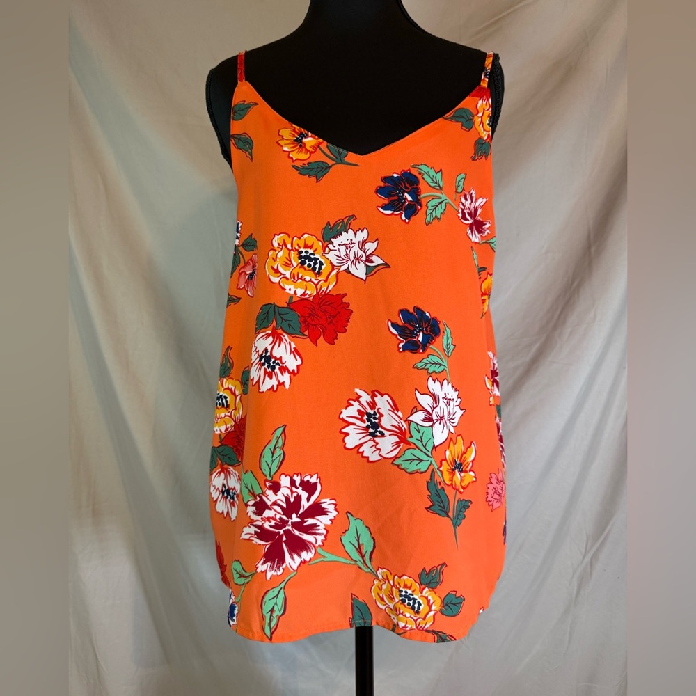 Cotton On Floral V-Neck‎ Cami 🌸